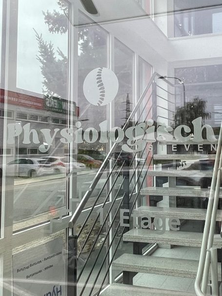 Physiologisch Wegbeschreibung auf Eingangstür